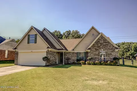 6799 Tealwood Dr, Horn Lake, MS 38637