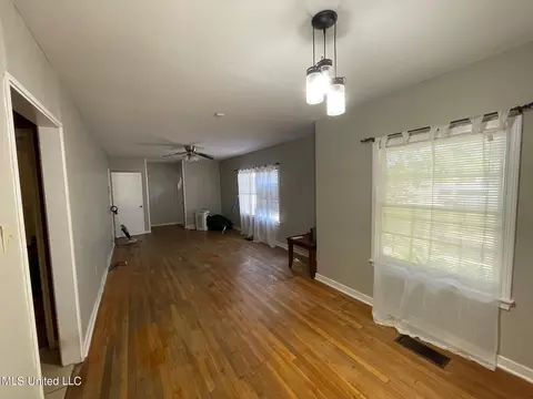 1212 Druid Hill Dr, Jackson, MS 39206 photo 4