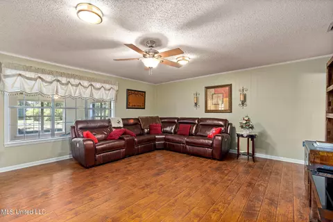 1276 Howell Tanner Chapel Rd, Lucedale, MS 39452 photo 10