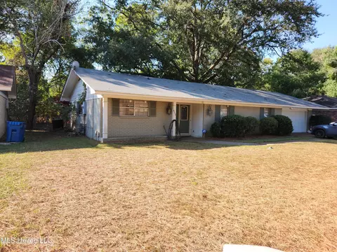 455 N Canton Club Cir, Jackson, MS 39211