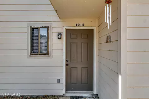 1015 Windrose Dr, Brandon, MS 39047 photo 3