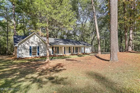 102 Deerfield Pl, Brandon, MS 39042 photo 2