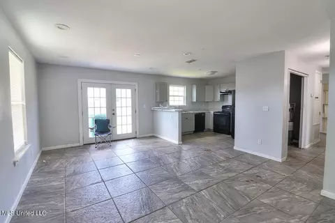 5790 28th St, Gulfport, MS 39501