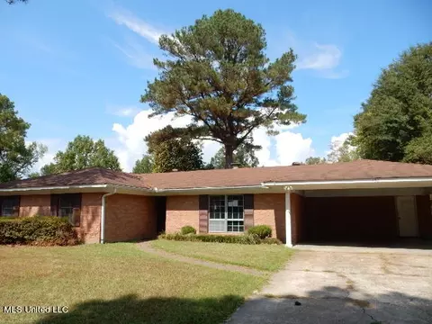 450 N Canton Club Cir, Jackson, MS 39211