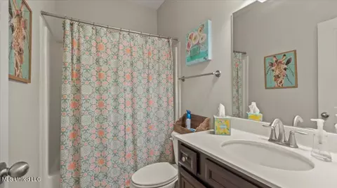 7120 Hawks Crossing Dr, Olive Branch, MS 38654 photo 9
