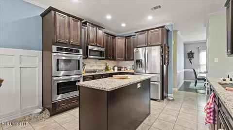 7120 Hawks Crossing Dr, Olive Branch, MS 38654 photo 5