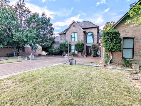 7510 Wintergreen Ln, Cordova, TN 38018