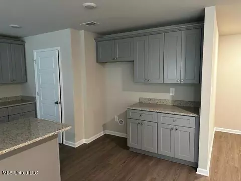 1036 Enclave Cir, Long Beach, MS 39560 photo 7