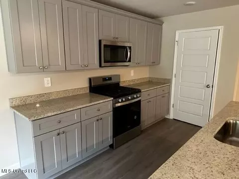 1036 Enclave Cir, Long Beach, MS 39560 photo 5