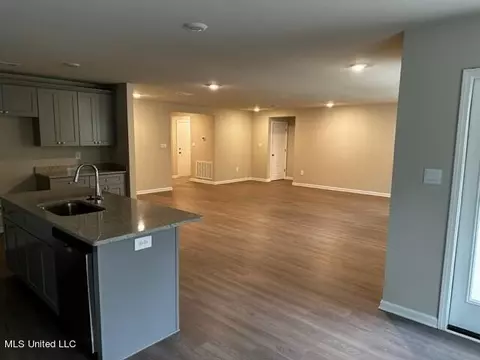 1036 Enclave Cir, Long Beach, MS 39560 photo 9
