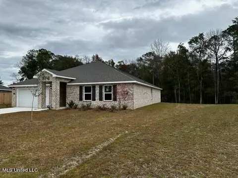 1036 Enclave Cir, Long Beach, MS 39560 photo 3