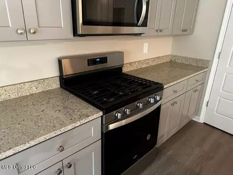1036 Enclave Cir, Long Beach, MS 39560 photo 6
