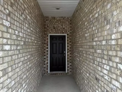1036 Enclave Cir, Long Beach, MS 39560 photo 4