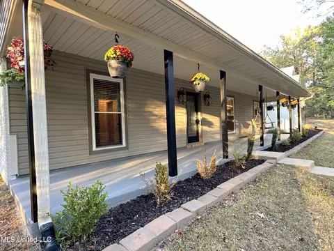 503 N Springlake Cir, Terry, MS 39170