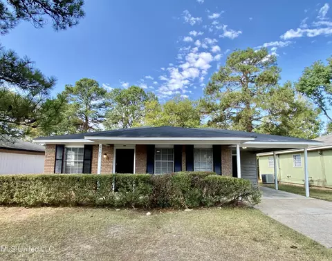 6507 Lake Forest Dr, Jackson, MS 39213