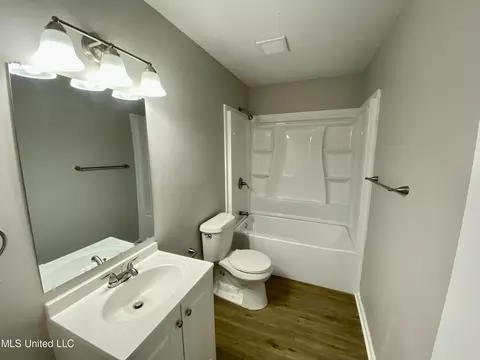 6507 Lake Forest Dr, Jackson, MS 39213 photo 9
