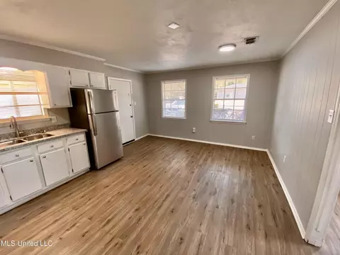 6507 Lake Forest Dr, Jackson, MS 39213 photo 5