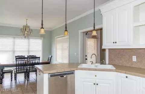 312 Park Ridge Dr, Brandon, MS 39042 photo 12