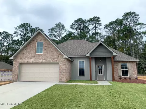 10299 Patrick Dr, Gulfport, MS 39503