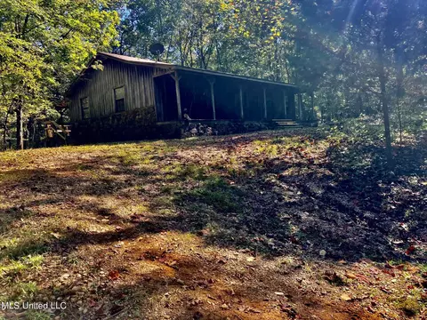 140 County Road 521, Como, MS 38619 photo 2