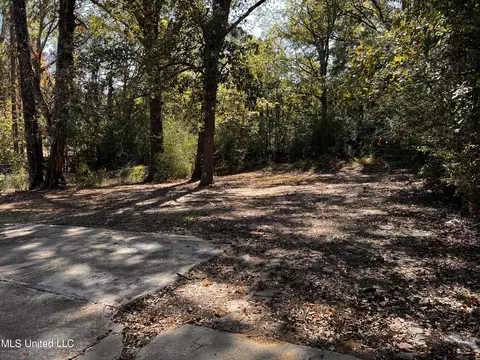 825 Combs St, Jackson, MS 39204 photo 10