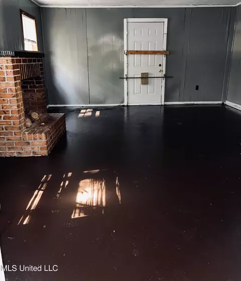 825 Combs St, Jackson, MS 39204 photo 9