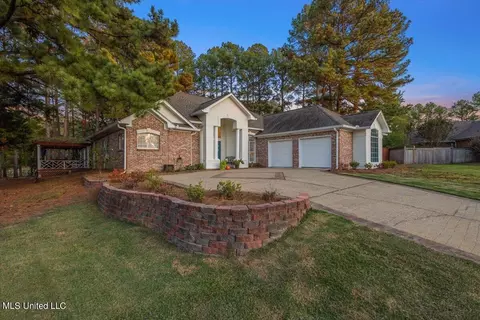 179 Whisper Lake Blvd, Madison, MS 39110