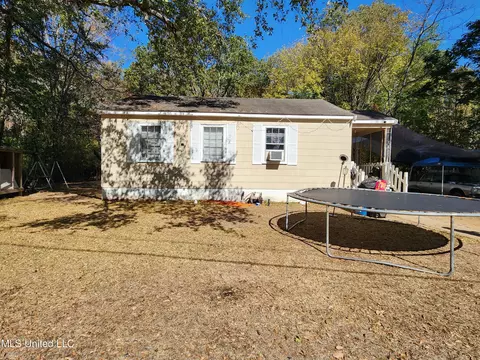 3519 Bowers St, Jackson, MS 39212 photo 1