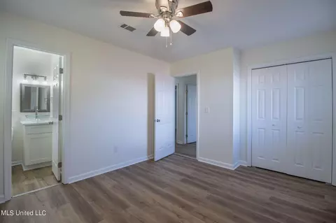 211 E 2nd St, Long Beach, MS 39560 photo 14