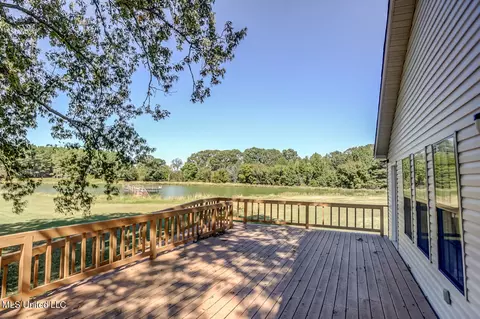 29743 Us-51, Como, MS 38619 photo 11