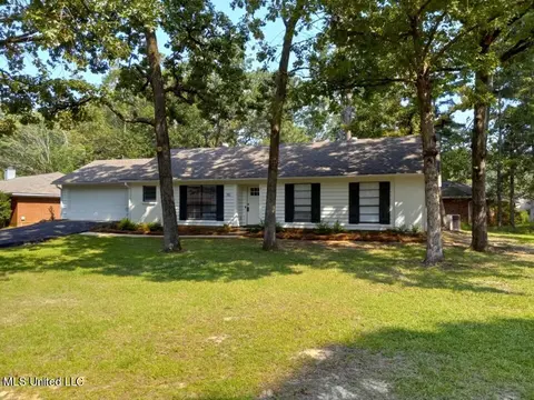 110 Cumberland Rd, Brandon, MS 39047