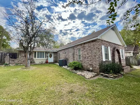 510 N Jackson St, Crystal Springs, MS 39059