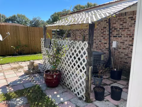 15908 Cherry Dr, Biloxi, MS 39532 photo 12