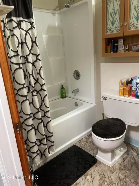 15908 Cherry Dr, Biloxi, MS 39532 photo 10
