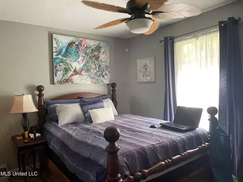 15908 Cherry Dr, Biloxi, MS 39532 photo 9