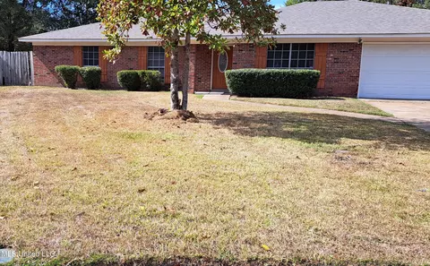 475 Fairfield Dr, Jackson, MS 39206