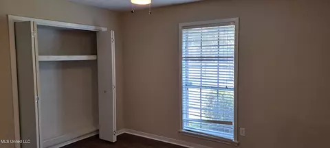 475 Fairfield Dr, Jackson, MS 39206 photo 10