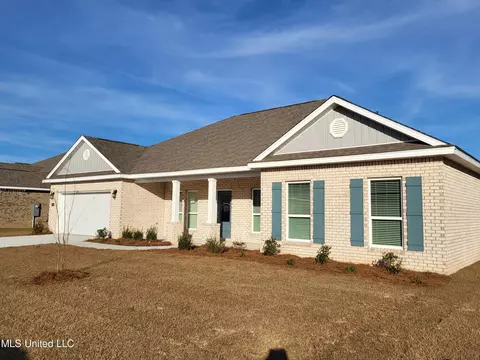 1204 Carraway Cv, Ocean Springs, MS 39564
