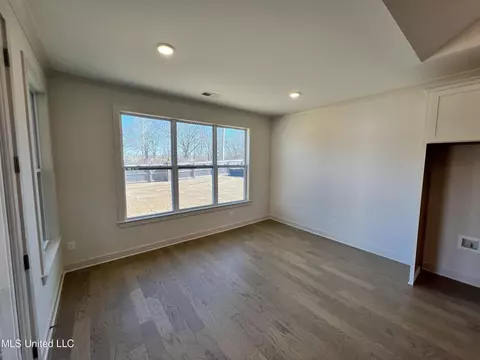 6746 Sunrise Loop E, Olive Branch, MS 38654 photo 6