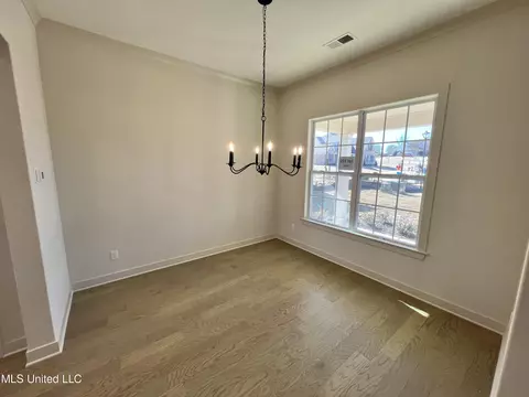 6746 Sunrise Loop E, Olive Branch, MS 38654 photo 5