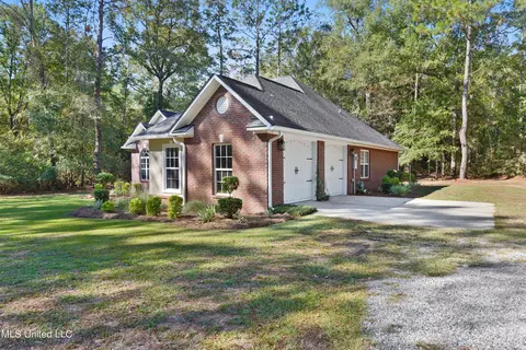 166 Geiger Rd, Lucedale, MS 39452 photo 2