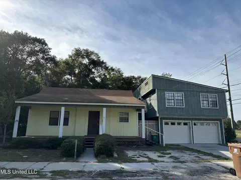 191 Saint Charles Ave, Biloxi, MS 39530
