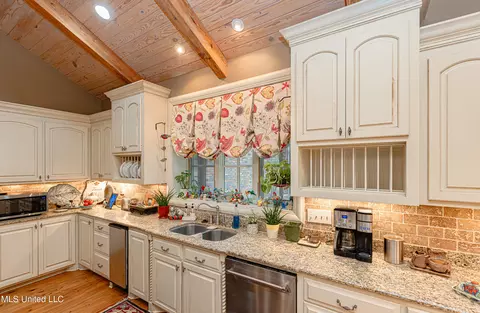 341 Johnstone Dr, Madison, MS 39110 photo 36
