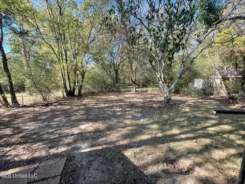 3207 Oak Forest Dr, Jackson, MS 39212 photo 4