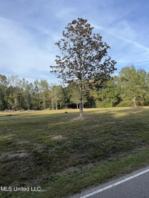 W Firetower Road, Kiln, MS 39556