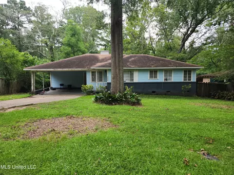 322 Colonial Dr, Jackson, MS 39204