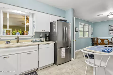 338 Carter Rd, Biloxi, MS 39531 photo 5