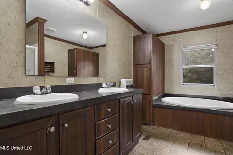 17146 Lakeview Rd, Saucier, MS 39574 photo 23