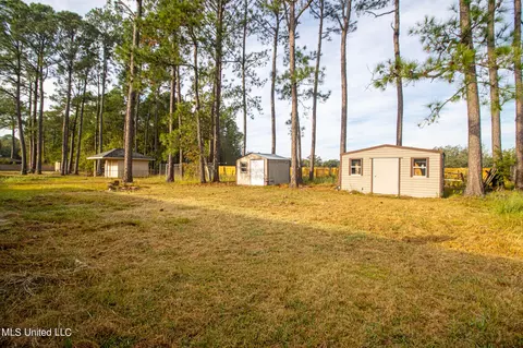 823 Tee St, Biloxi, MS 39532 photo 19