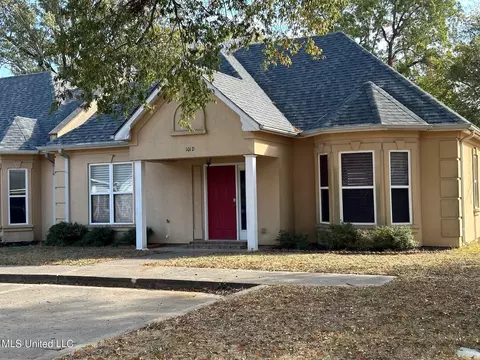 101 S Third Ave #D, Cleveland, MS 38732